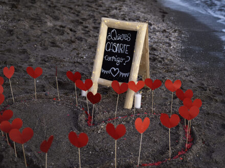 Sesiones en la playa para festejar San Valentín Benalmádena Málaga Andalucia